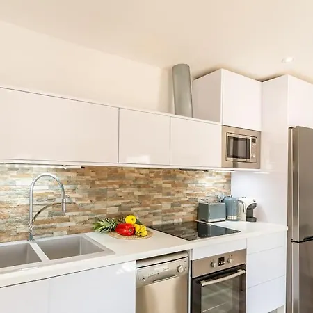 Appartement Town House With Roof Terrace In Heart Of *